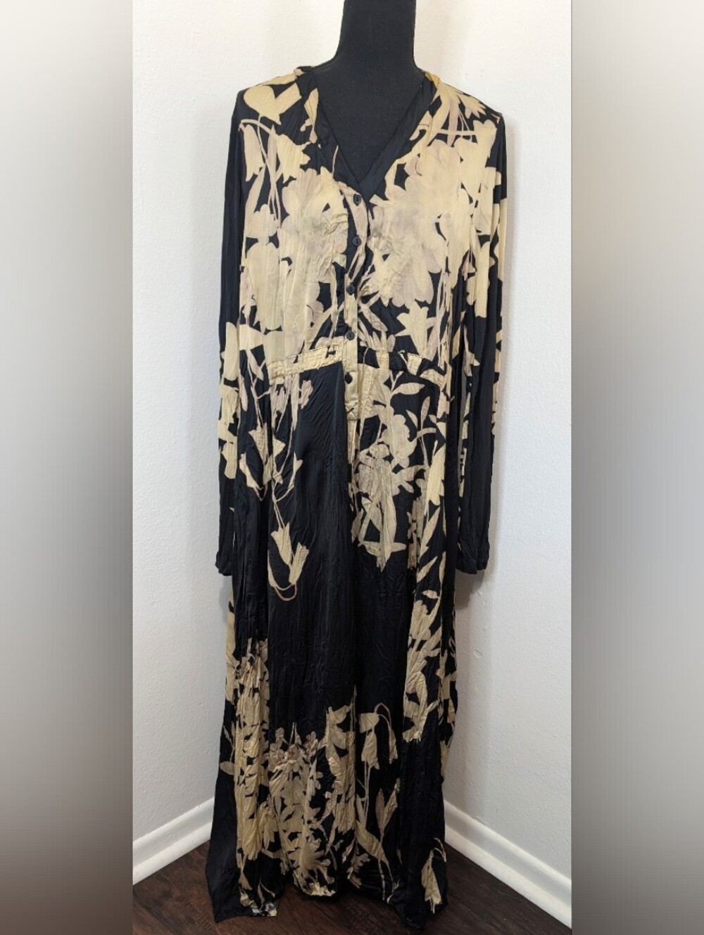Alembika Black & Cream Floral Crinkle Tunic Dress 16